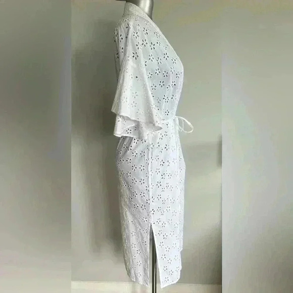 🆕  Women’s BCBG MaxAzria White Cotton Kimono - Picture 4 of 16